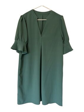 SHEIN Green Shift Dress Women’s Large L Flutter Sleeve V-Neck Knee Length